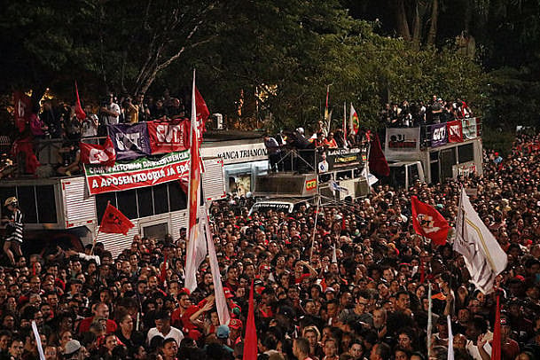 Huelga general contra el desmantelamiento de derechos en Brasil, día 28 de abril en São Paulo