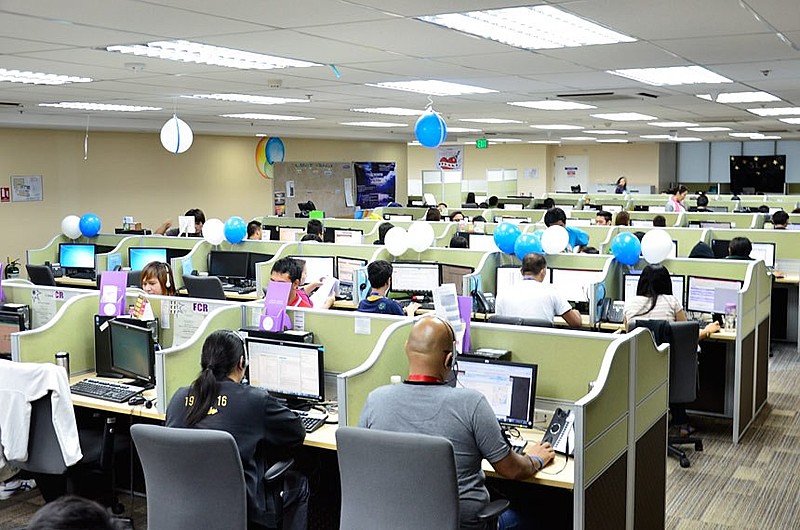 Por conta das condições precárias e do alto índice de casos de doenças físicas e psíquicas, a rotatividade de trabalhadores é alta