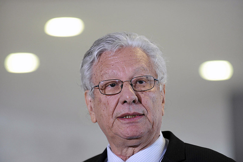 Criticar a Justiça é um "direito democrático dos cidadãos"