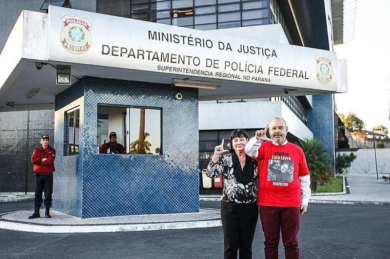Secretária-geral da CSI, Sharan Burrow, e Vagner Freitas, presidente da CUT, visitam o presidente Lula nesta quinta-feira (9)
