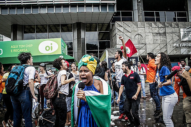 Ato da FUP e movimentos populares no fim do ano passado em frente à sede da Petrobras, no centro do Rio