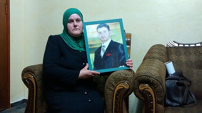 Nadia Hamed, mãe de Islam Hamed, teme pela saúde do filho, detido por forças israelenes em outubro de 2015