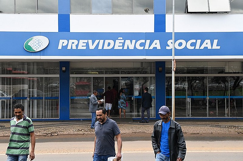 Em grande parte dos municípios são estes benefícios que sustentam a economia local