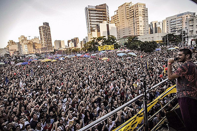 La manifestación en la capital paulista ocurrió en Largo da Batata, zona oeste; entre los músicos que se presentaron estaba Criolo