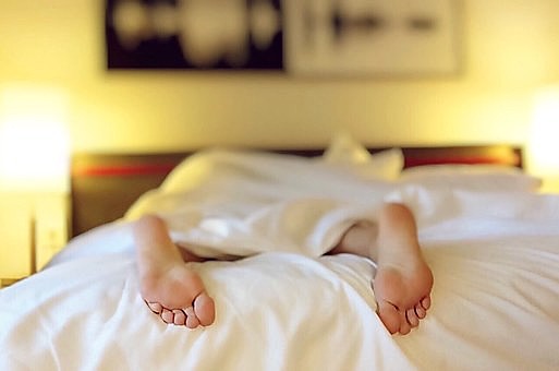 Uma boa noite de sono também faz parte de uma rotina mais saudável e equilibrada