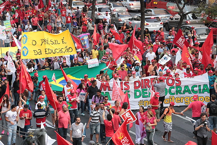 2017 foi um ano muito ruim para os direitos e os mais pobres, 2018 será diferente se concentrarmos nossas forças e demonstrarmos nosso poder
