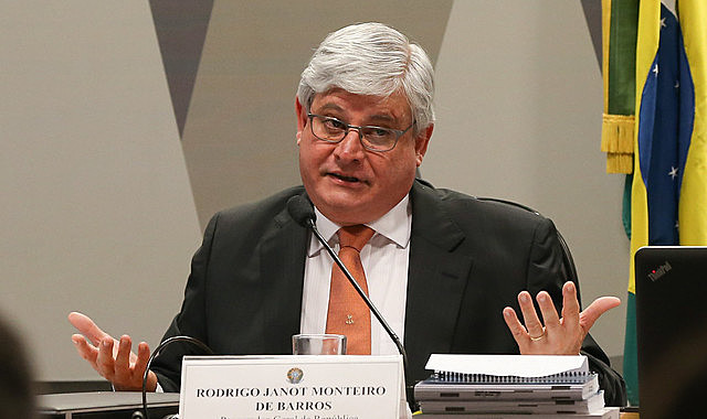Avaliada como "denúncia requentada" por juristas, caso foi arquivado por procuradora que não viu indícios de crime