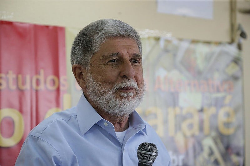 “Imagina se tivéssemos assinado a Alca? Estaríamos fazendo uma série de concessões adicionais. Isso é dramático”, disse Amorim