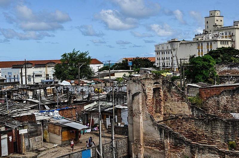 Comunidade fica a menos de um quilômetro do Marco Zero