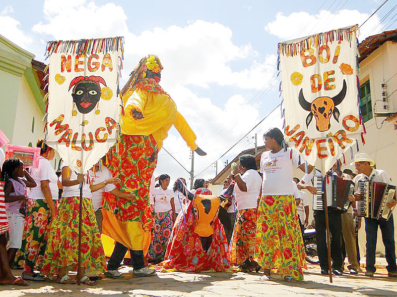 34 anos de cultura popular no Vale do Jequitinhonha! Durante uma semana, Festivale transpira poesia, cores e ritmos da região