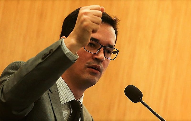 O procurador Deltan Dallagnol expôs seu projeto a Moro: "Algo como dois pilares derrubados e um de pé"