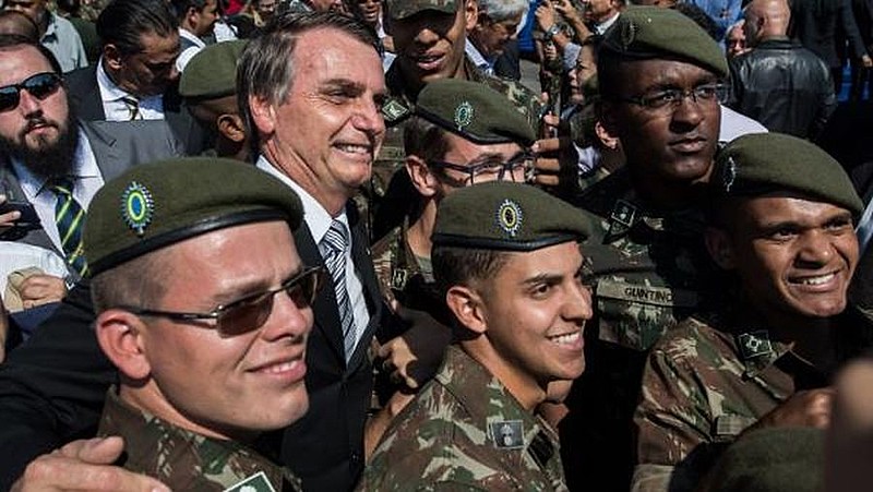 TV verde-oliva, a serviço de Bolsonaro e das Forças Armadas, vai ao ar a partir do dia 10 de abril