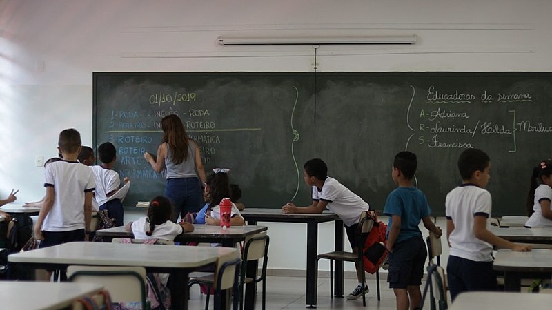 Violência nas escolas atinge professores e alunos
