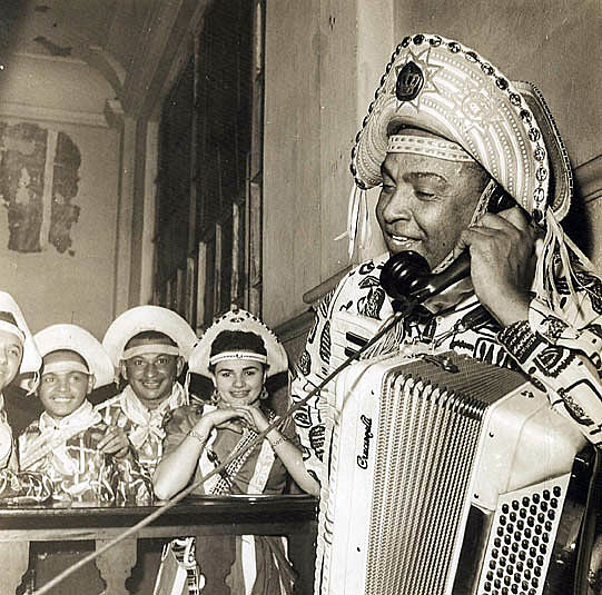 A música ficou em 4º lugar entre as 100 mais importantes da história do Brasil