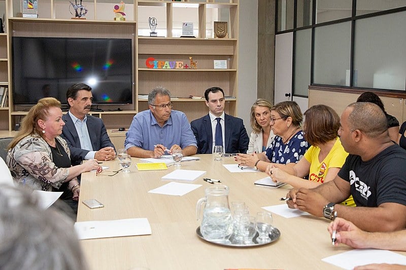 Reunião do governo gaúcho com comando de greve terminou com indefinição