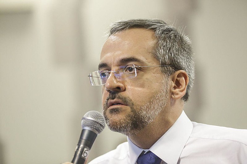 Ministro da Educação, Abraham Weintraub, durante audiência na Comissão de Educação do Senado, em Brasília (DF)