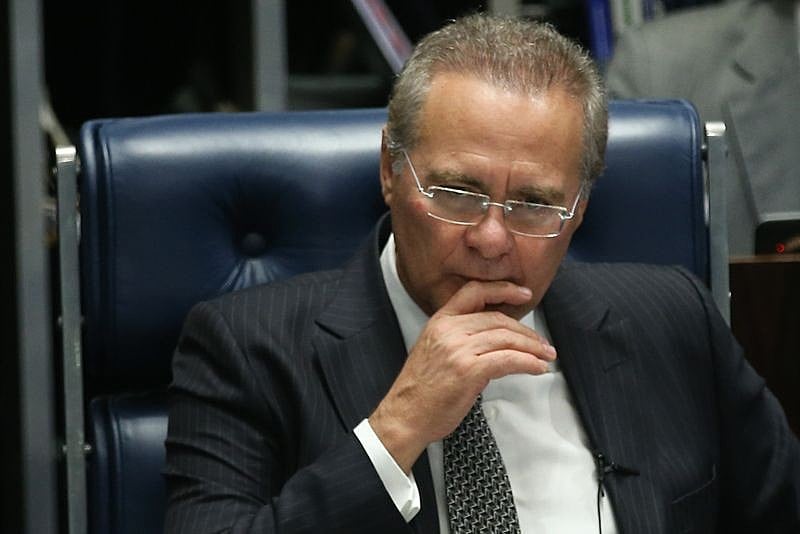 Renan Calheiros preside sessão do Senado Federal