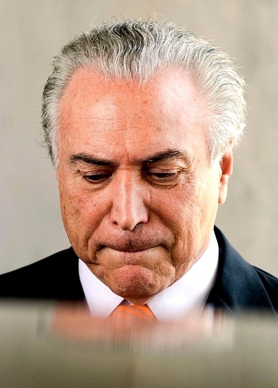 Temer (PMDB) investe em programa "pós-impeachment"