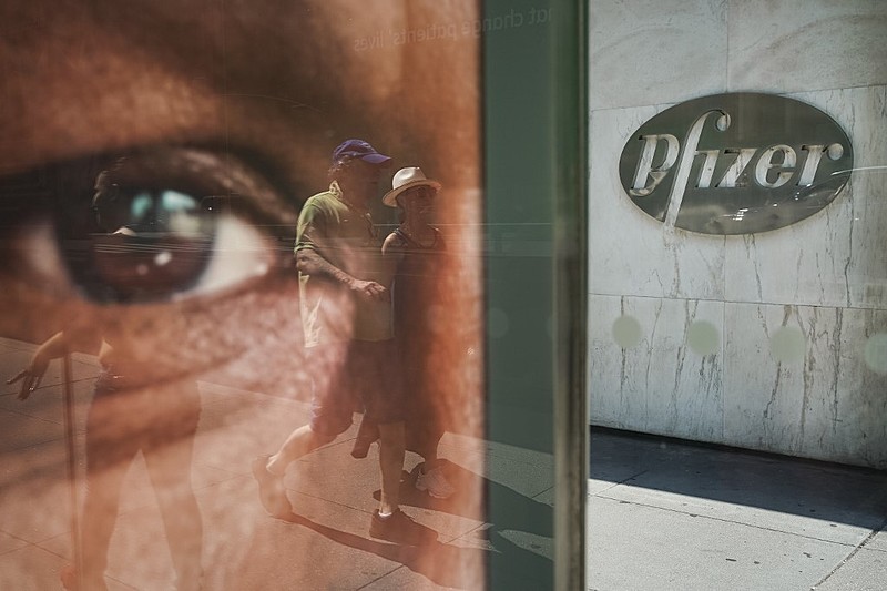 Pesquisadores da Pfizer descobriram que o Enbrel poderia prevenir o Alzheimer, que atinge 10 milhões de pessoas a cada ano