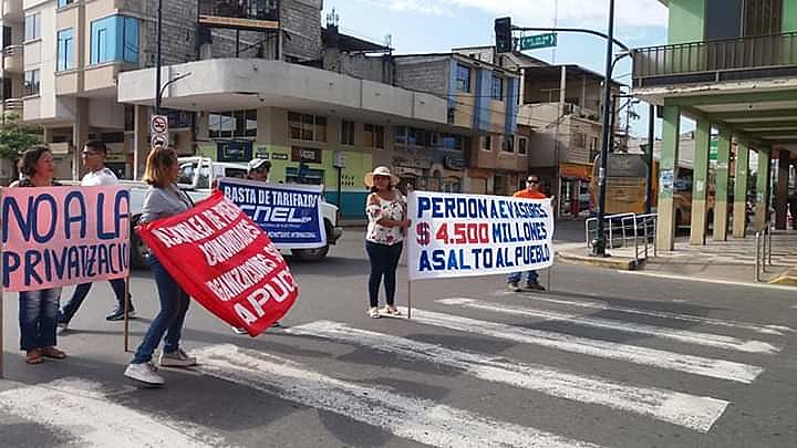 Protesto na província de El Oro, no Equador, como parte da greve de camponeses e camponesas