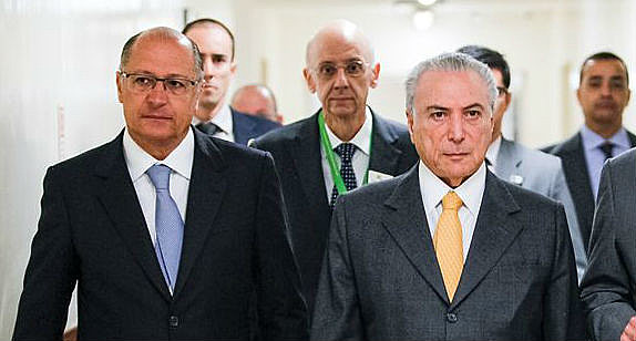 "Não quero mais nada da vida pública”, declarou Temer durante o Fórum