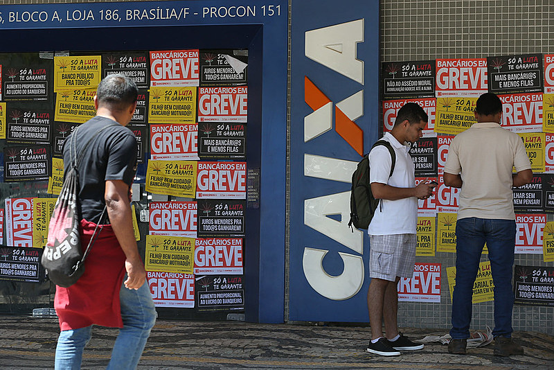 Bancos se recusam a negociar e greve no setor continua por tempo indeterminado, diz sindicato