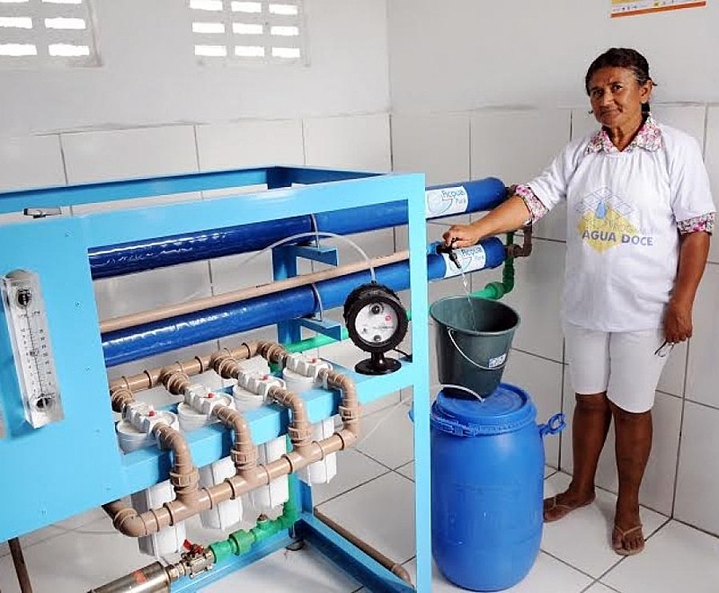 No Nordeste, 482 sistemas de dessalinização já funcionam em 170 municípios.