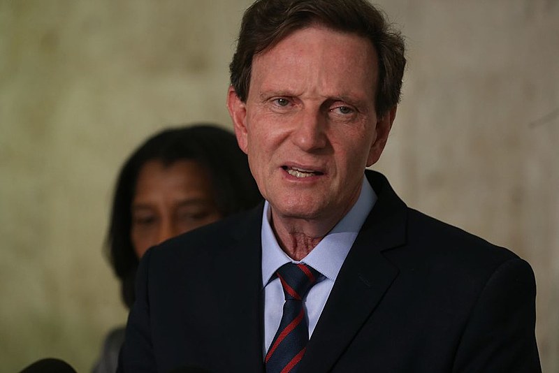 Três pedidos de impeachmet tramitam contra Crivella.