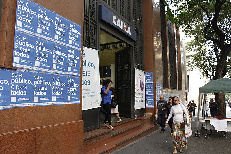 Em BH, sindicato dos bancários realizou ato em frente à agência Século, no Centro da capital