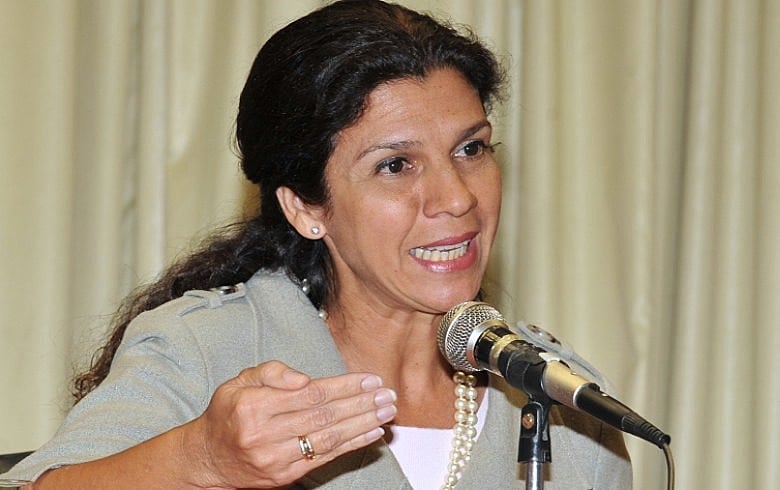 Maria Fernanda: 'Governo interino mostra "voracidade" na destruição de tudo o que se conseguiu em 13 anos'