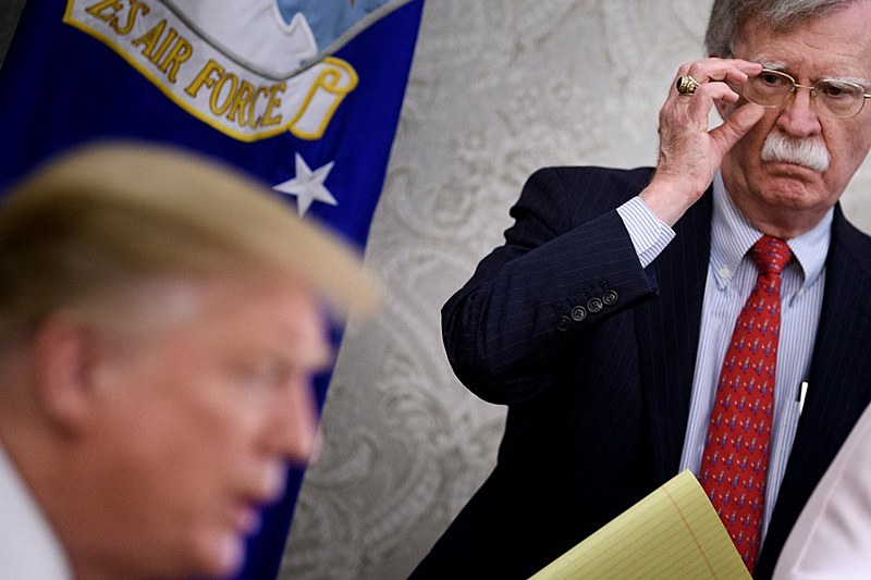 Trump anunciou no Twitter a demissão de Bolton na terça-feira (10); em seguida, Bolton declarou que foi ele quem pediu demissão