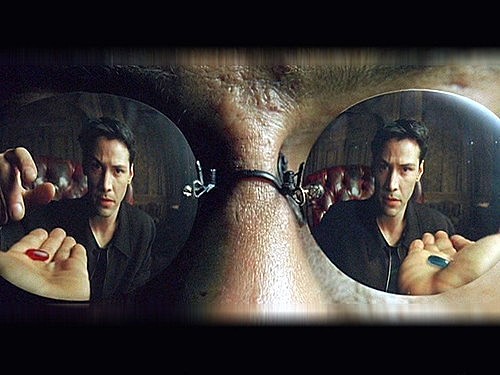 Fica apenas a casca dos conselhos, onde nem de longe ocorre participação e controle social na elaboração e execução das políticas públicas.