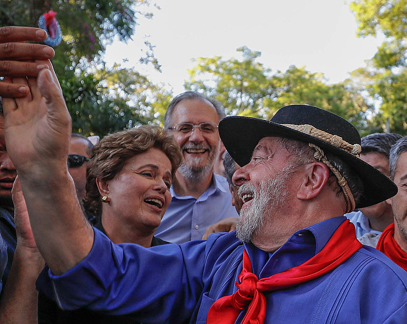 Ao lado de Dilma Rousseff, Lula visitou São Borja, terra dos ex-presidentes Getúlio Vargas e João Goulart