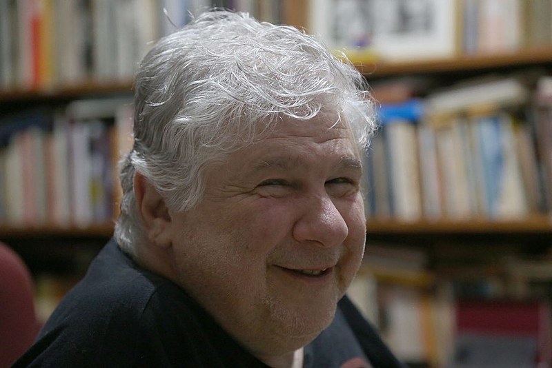 Dedo na Ferida, do cineasta Silvio Tendler, levou o troféu de melhor documentário no Festival do Rio pelo juri popular