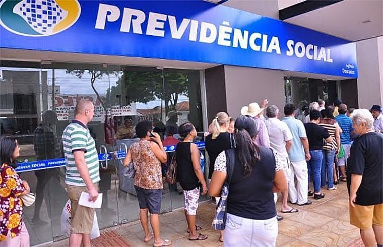 Uma das questões é o argumento de que a Previdência estaria em déficit, mas o que ocorre é bem mais complexo do que essa afirmação
