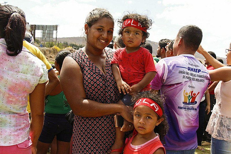 Keliane Rodrigues Barbosa é beneficiária do Bolsa Família na cidade de Ponto dos Volantes (MG)