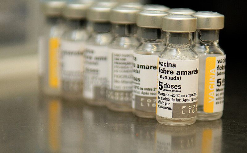 Vacina contra a febre amarela