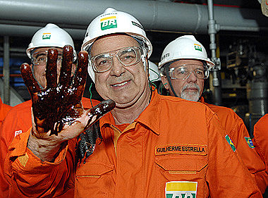 Ex-diretor da Petrobrás, Estrella é reconhecido no setor do petróleo