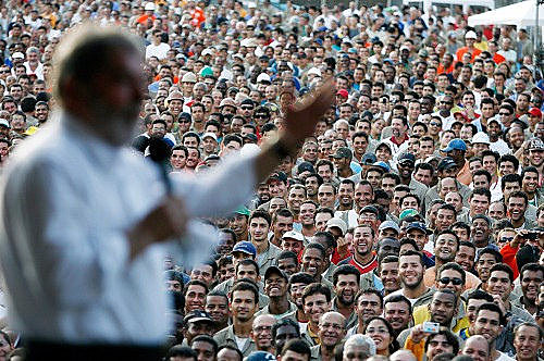Encuestas señalan a Lula como favorito para las elecciones presidenciales de 2018 en todos los escenarios