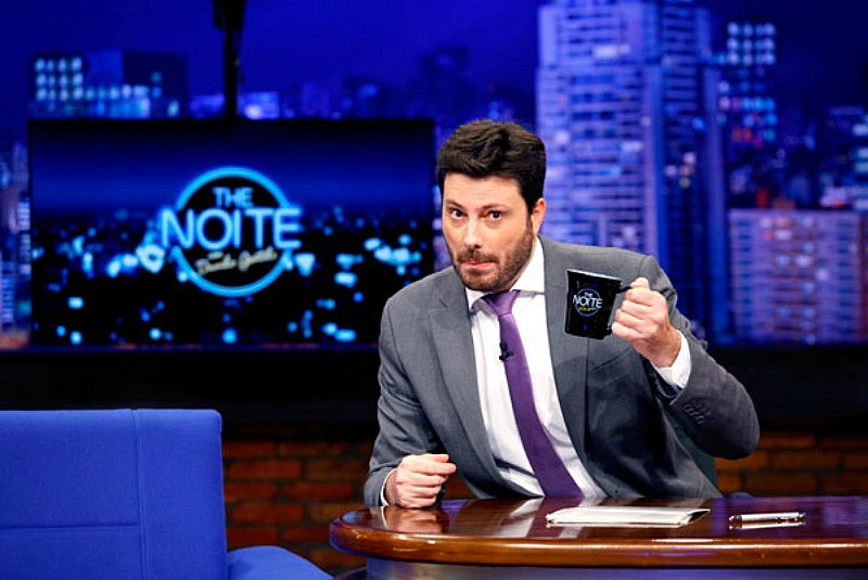 Apresentador é funcionário do SBT