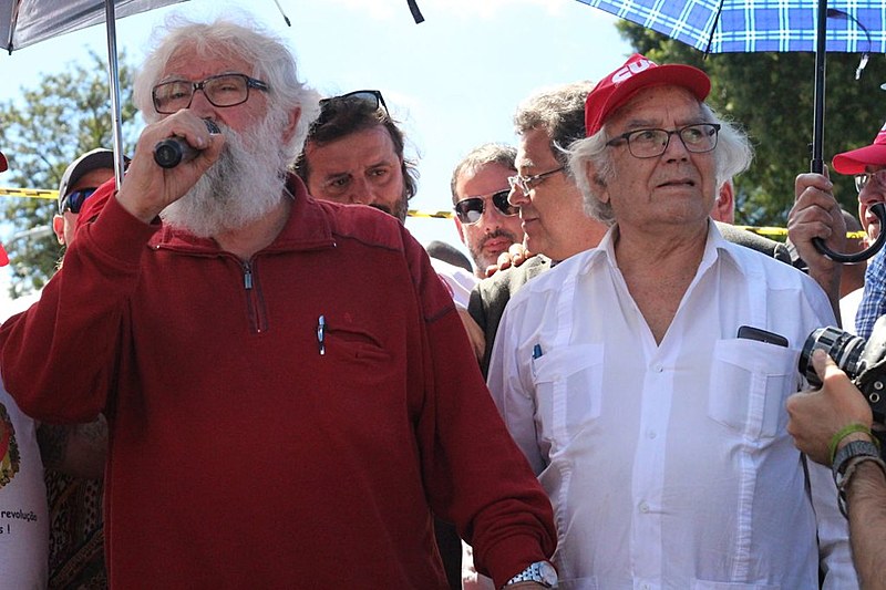 Pérez Esquivel e Leonardo Boff tentaram visitar Lula nesta quinta (19) e não foram autorizados a entrar na Polícia Federal