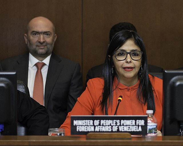 "Alertamos à comunidade internacional que não se deixe enganar sob a falsa máscara de que não se quer agredir a Venezuela", disse Rodríguez