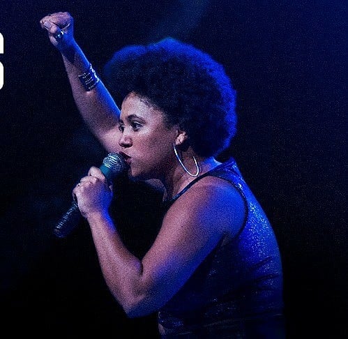 O novo álbum da cantora Marina Iris homenageia Marielle Franco