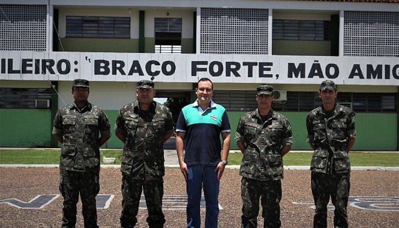 Marcelo Augusto Xavier, ao centro