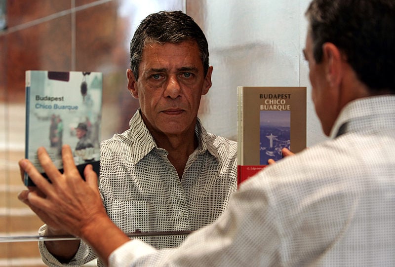 Chico Buarque em Barcelona, na Espanha, durante o lançamento do seu terceiro livro, "Budapeste"