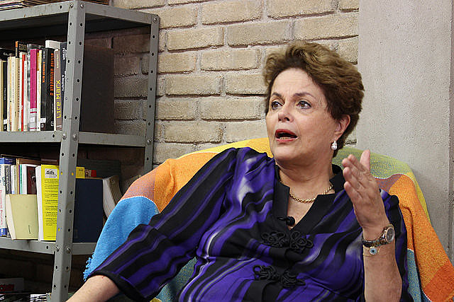 Dilma Rousseff visita la Escuela Nacional Florestan Fernandes, en São Paulo, este lunes (11)