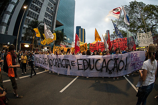 Mobilização dos professores contra a Reforma da Previdência realizada no dia 15 de março