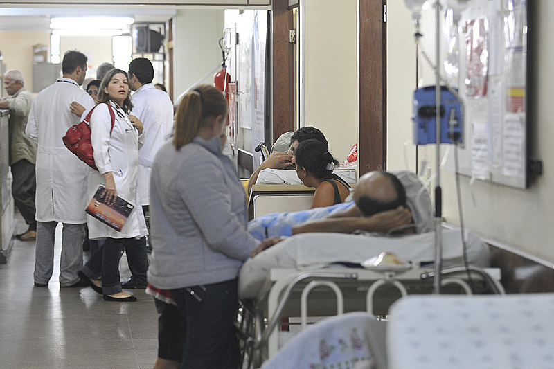 Hospitais e UPAs correm o risco de fechar se Pezão não investir mais