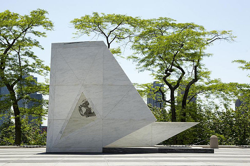 Memorial Permanente, localizado na Praça dos Visitantes, na sede da ONU
