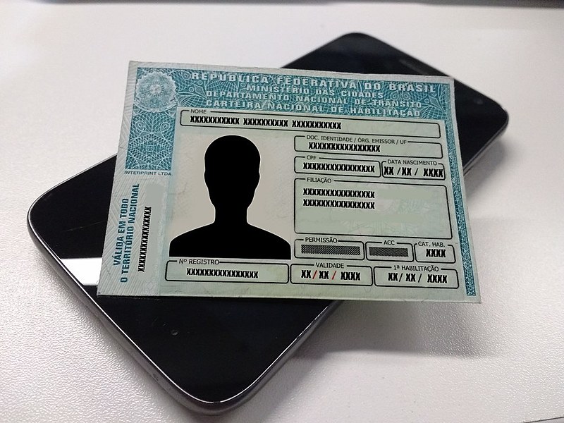 De acordo com o Conselho Nacional de Trânsito, a CNH-e vai facilitar a vida e evitar multas por falta de documento